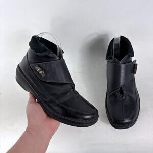 Naot Ankle Boot Women's 8.5 Black Leather Slip On Hook & Loop Round Toe Comfort